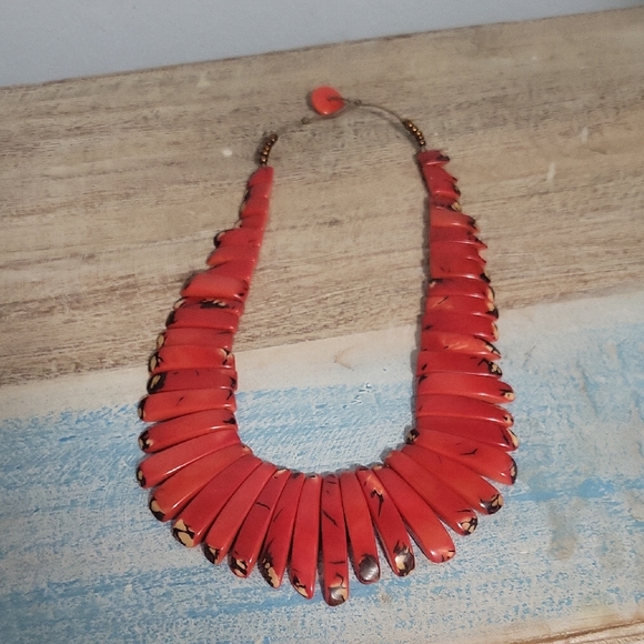 Organic Tagua Nut Amazon Statement Necklace - Deep Red - Picture 1 of 4